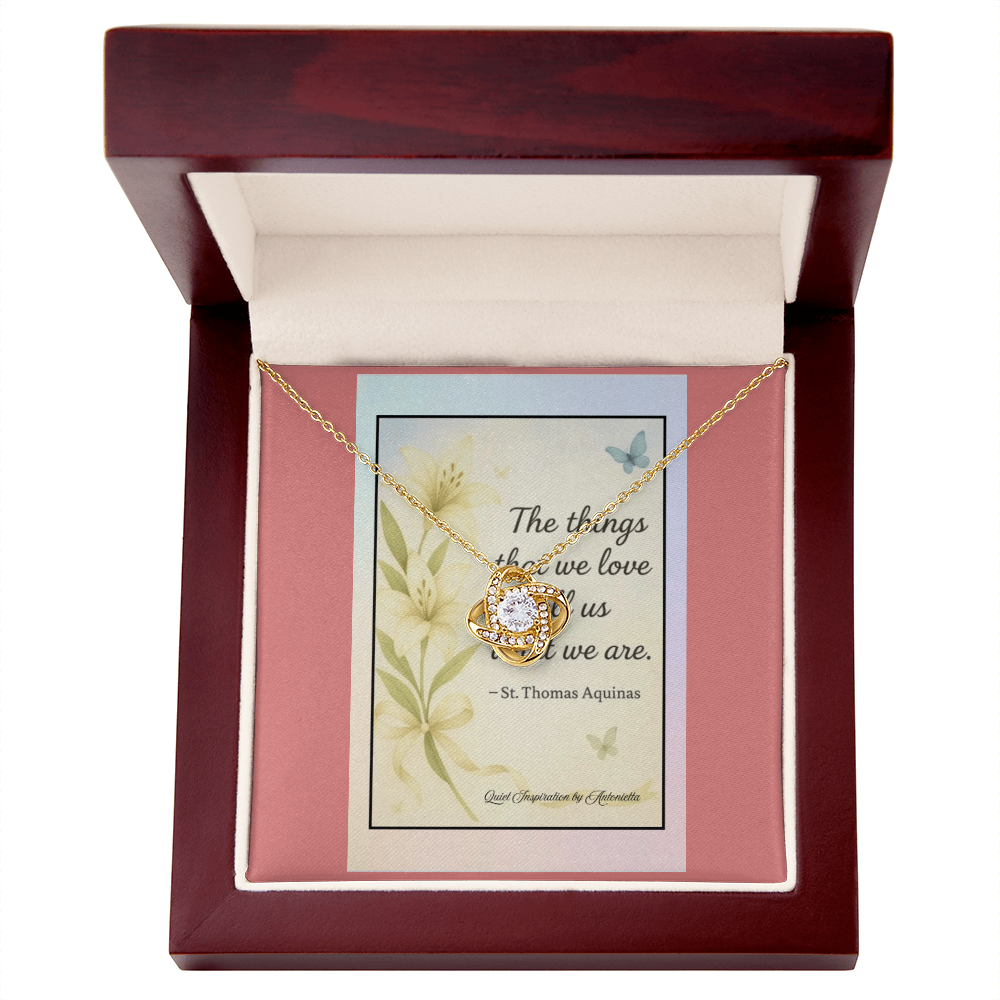 💛 Inspirational Catholic Love Knot Necklace – St. Thomas Aquinas Quote Jewelry, Christian Gift for Women, Faith Encouragement Necklace, Religious Keepsake Gift