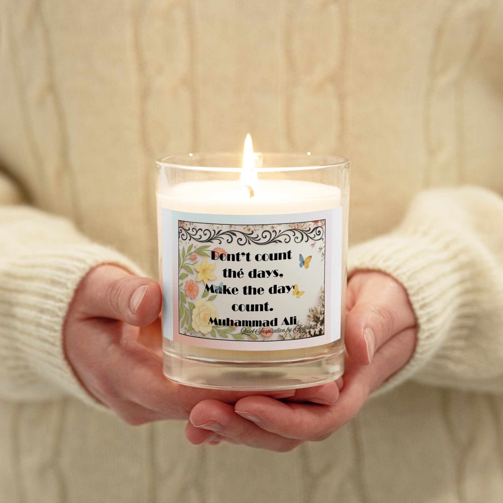 Glass jar soy wax candle